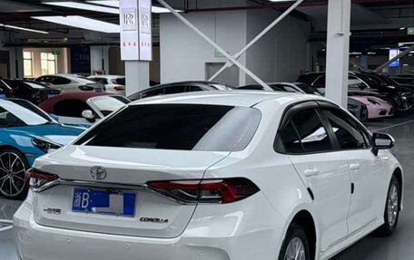 Toyota Corolla, 2023 год, 1 400 000 рублей, 4 фотография