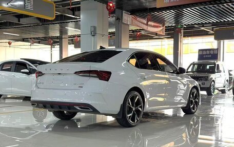 Skoda Octavia IV, 2022 год, 1 700 000 рублей, 4 фотография