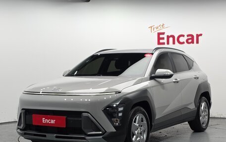 Hyundai Kona, 2023 год, 2 060 000 рублей, 2 фотография