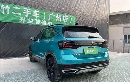 Volkswagen T-Cross I, 2022 год, 1 920 000 рублей, 5 фотография