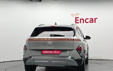 Hyundai Kona, 2023 год, 2 060 000 рублей, 4 фотография