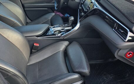 Toyota Camry, 2019 год, 2 450 000 рублей, 23 фотография
