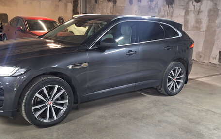 Jaguar F-Pace, 2017 год, 2 900 000 рублей, 3 фотография