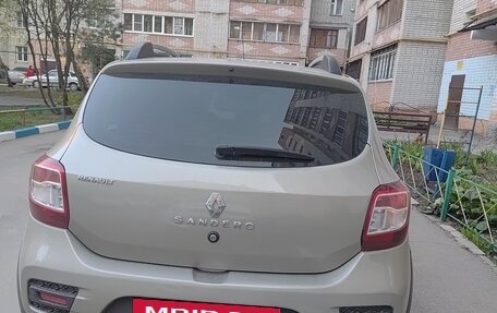 Renault Sandero II рестайлинг, 2017 год, 900 000 рублей, 4 фотография