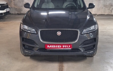 Jaguar F-Pace, 2017 год, 2 900 000 рублей, 1 фотография