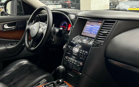 Infiniti FX II, 2010 год, 1 747 000 рублей, 23 фотография