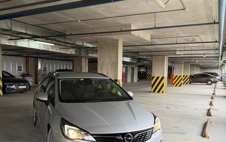 Opel Astra K, 2020 год, 1 600 000 рублей, 1 фотография