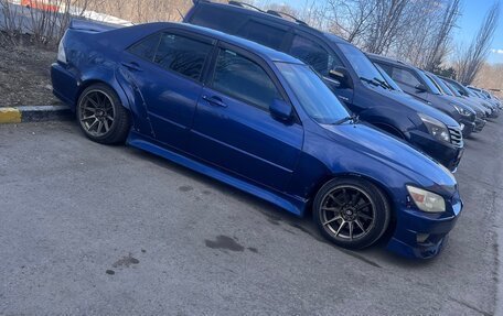 Lexus IS II рестайлинг 2, 2001 год, 700 000 рублей, 4 фотография