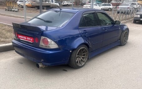 Lexus IS II рестайлинг 2, 2001 год, 700 000 рублей, 5 фотография
