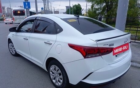 Hyundai Solaris II рестайлинг, 2018 год, 950 000 рублей, 6 фотография