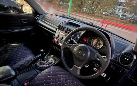 Lexus IS II рестайлинг 2, 2001 год, 700 000 рублей, 12 фотография