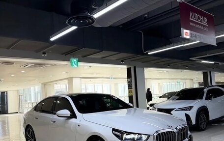 BMW 5 серия, 2025 год, 8 990 000 рублей, 5 фотография