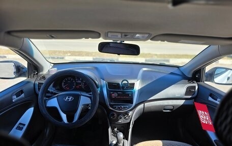 Hyundai Solaris II рестайлинг, 2012 год, 560 000 рублей, 16 фотография