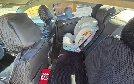 Hyundai Solaris II рестайлинг, 2012 год, 560 000 рублей, 20 фотография