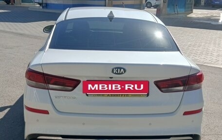 KIA Optima IV, 2018 год, 2 250 000 рублей, 3 фотография