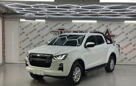 Isuzu D-Max, 2024 год, 3 400 000 рублей, 2 фотография