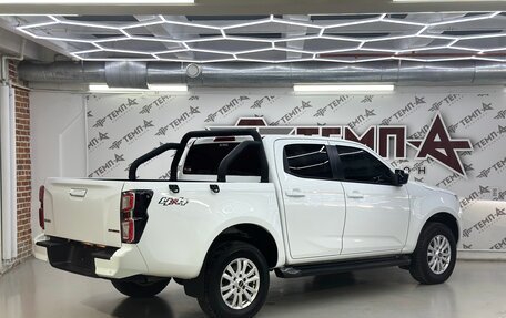 Isuzu D-Max, 2024 год, 3 400 000 рублей, 15 фотография