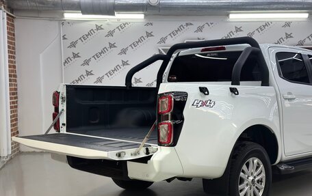 Isuzu D-Max, 2024 год, 3 400 000 рублей, 19 фотография