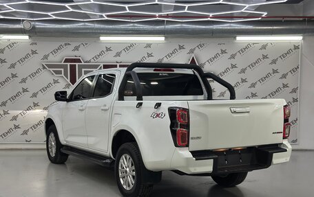 Isuzu D-Max, 2024 год, 3 400 000 рублей, 21 фотография