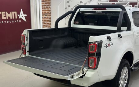 Isuzu D-Max, 2024 год, 3 400 000 рублей, 20 фотография