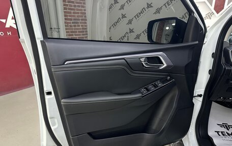 Isuzu D-Max, 2024 год, 3 400 000 рублей, 32 фотография