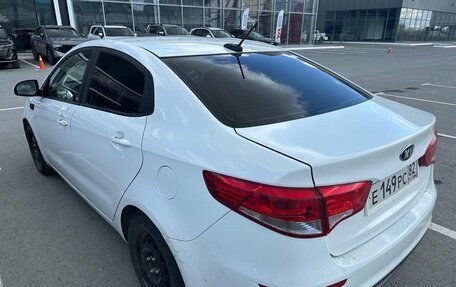 KIA Rio III рестайлинг, 2017 год, 1 100 000 рублей, 3 фотография