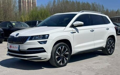 Skoda Karoq I, 2022 год, 1 890 002 рублей, 2 фотография