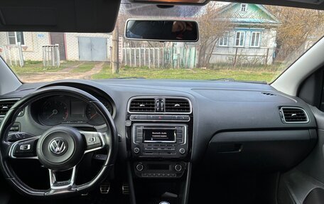 Volkswagen Polo VI (EU Market), 2018 год, 1 349 000 рублей, 6 фотография