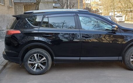 Toyota RAV4, 2018 год, 2 550 000 рублей, 4 фотография