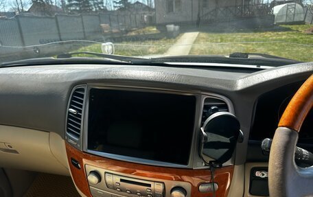 Toyota Land Cruiser 100 рестайлинг 2, 2005 год, 2 600 000 рублей, 8 фотография