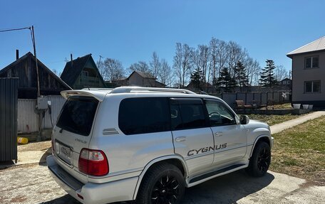 Toyota Land Cruiser 100 рестайлинг 2, 2005 год, 2 600 000 рублей, 12 фотография