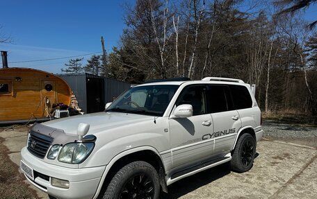 Toyota Land Cruiser 100 рестайлинг 2, 2005 год, 2 600 000 рублей, 15 фотография