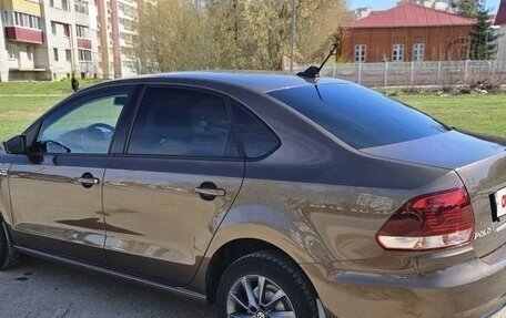 Volkswagen Polo VI (EU Market), 2018 год, 1 500 000 рублей, 3 фотография