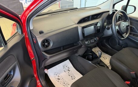 Toyota Vitz, 2017 год, 1 199 999 рублей, 12 фотография