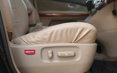 Toyota Harrier, 2004 год, 1 250 000 рублей, 17 фотография
