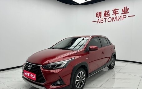 Toyota Yaris XP150 рестайлинг, 2022 год, 1 280 000 рублей, 1 фотография