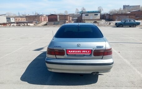 Honda Accord VII рестайлинг, 1997 год, 300 000 рублей, 2 фотография