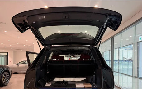 Audi SQ7, 2026 год, 18 243 076 рублей, 15 фотография