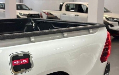 Toyota Hilux VIII, 2025 год, 7 290 000 рублей, 23 фотография