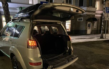 Mitsubishi Outlander III рестайлинг 3, 2006 год, 1 050 000 рублей, 11 фотография