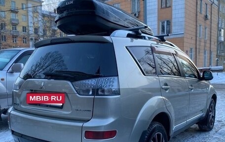 Mitsubishi Outlander III рестайлинг 3, 2006 год, 1 050 000 рублей, 3 фотография
