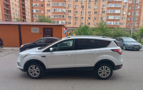 Ford Kuga III, 2018 год, 2 000 000 рублей, 3 фотография