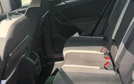 Volkswagen Tiguan II, 2018 год, 2 950 000 рублей, 8 фотография