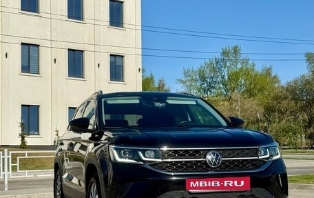 Volkswagen Taos, 2021 год, 3 200 000 рублей, 2 фотография
