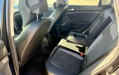 Volkswagen Taos, 2021 год, 3 200 000 рублей, 11 фотография