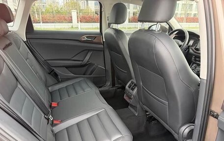Volkswagen Tharu, 2023 год, 1 450 333 рублей, 10 фотография
