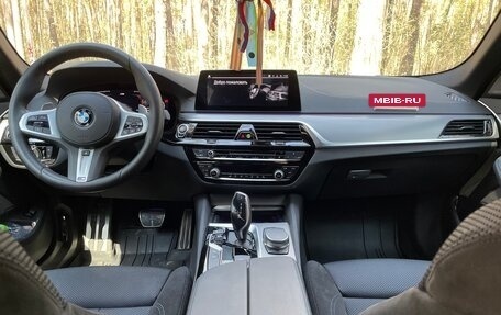 BMW 5 серия, 2019 год, 4 950 000 рублей, 10 фотография
