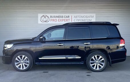 Toyota Land Cruiser 200, 2016 год, 7 950 000 рублей, 8 фотография