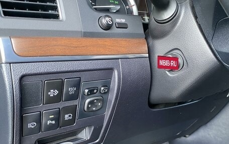 Toyota Land Cruiser 200, 2016 год, 7 950 000 рублей, 31 фотография