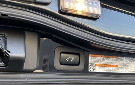 Toyota Land Cruiser 200, 2016 год, 7 950 000 рублей, 38 фотография